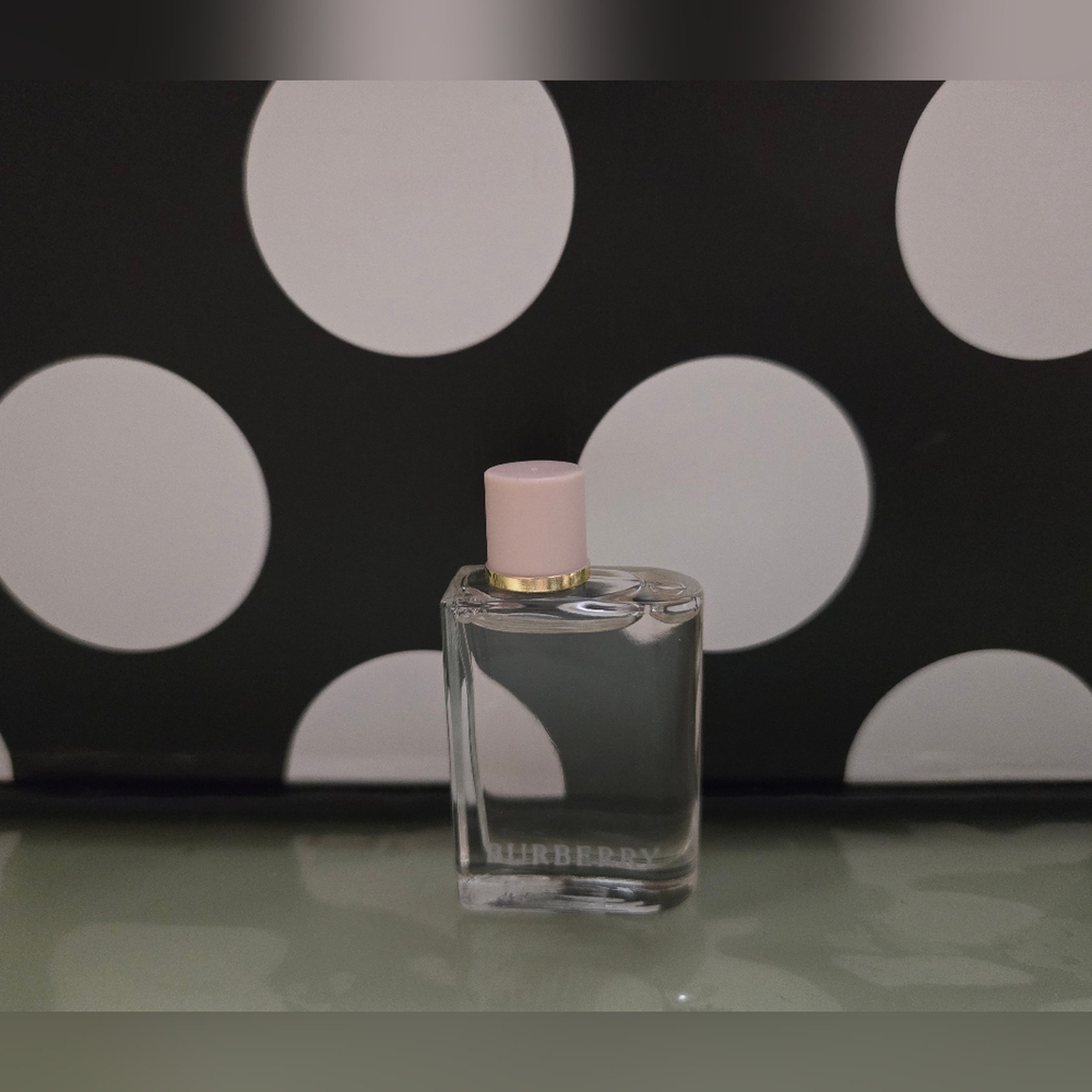 ✨️Burberry Her edp Mini✨️